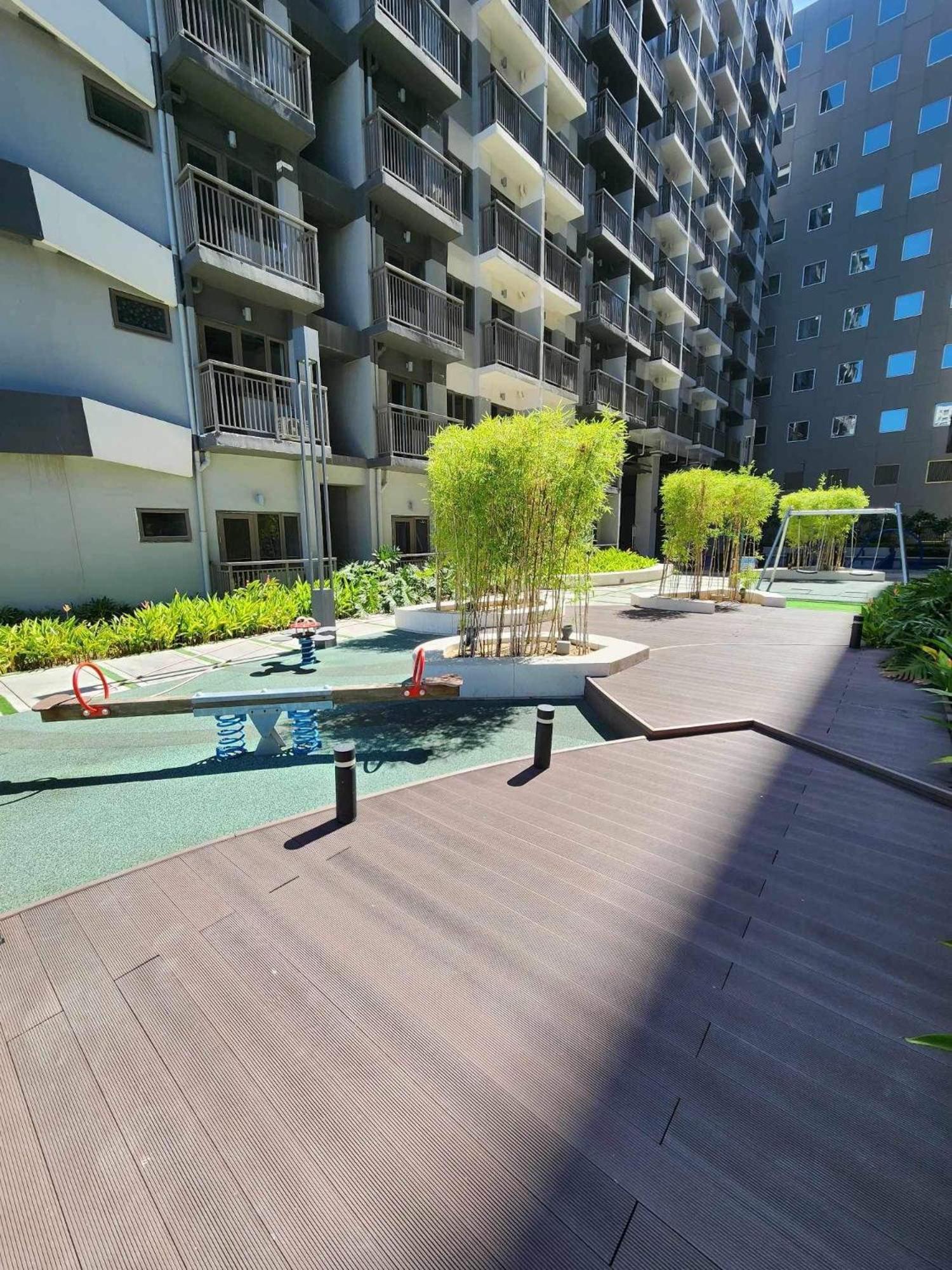 Cozypura Staycation Near Moa, Airport , With Free Fast Wifi, Netflix And Pay Parking Pasay Esterno foto