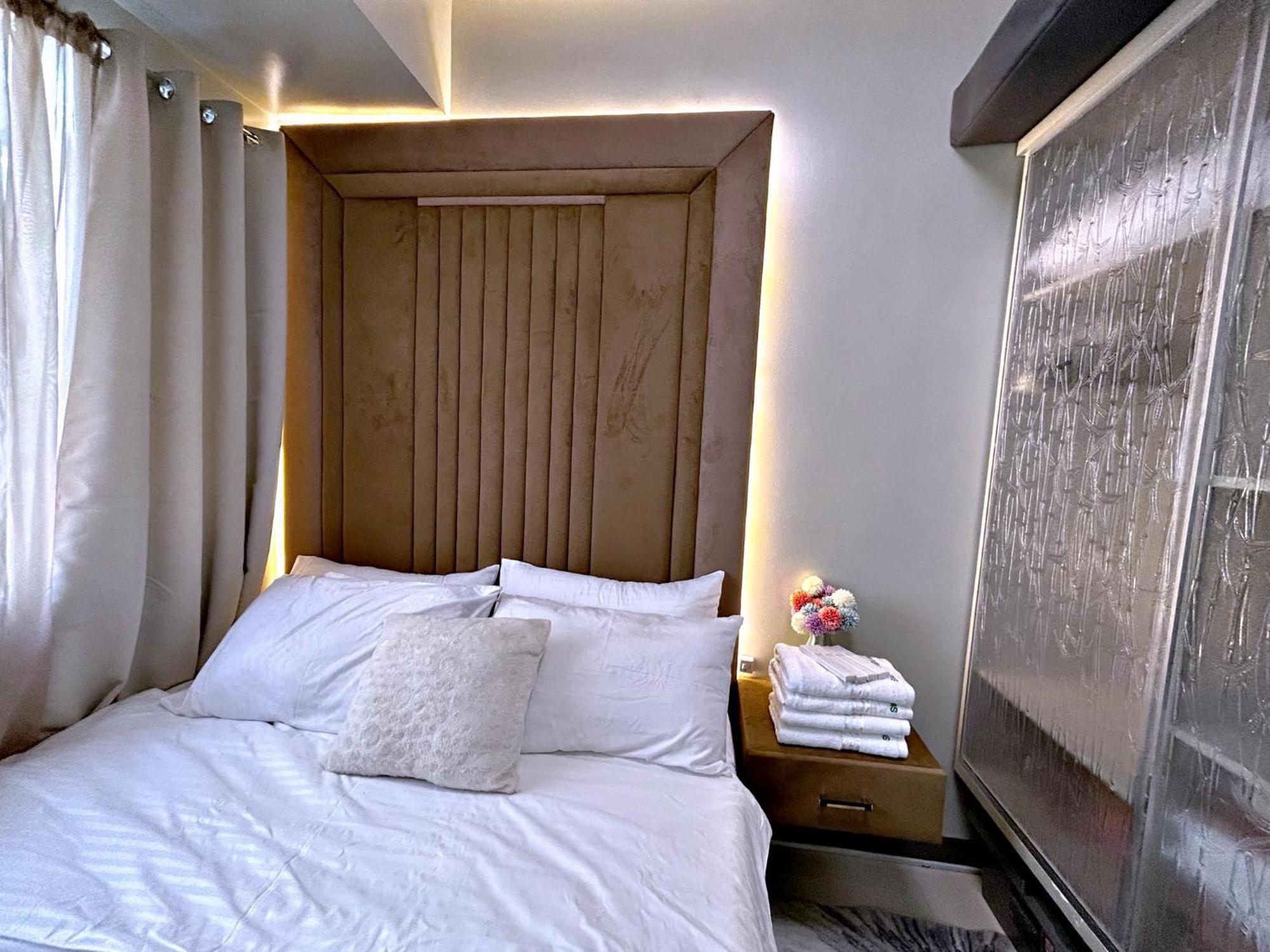 Cozypura Staycation Near Moa, Airport , With Free Fast Wifi, Netflix And Pay Parking Pasay Esterno foto