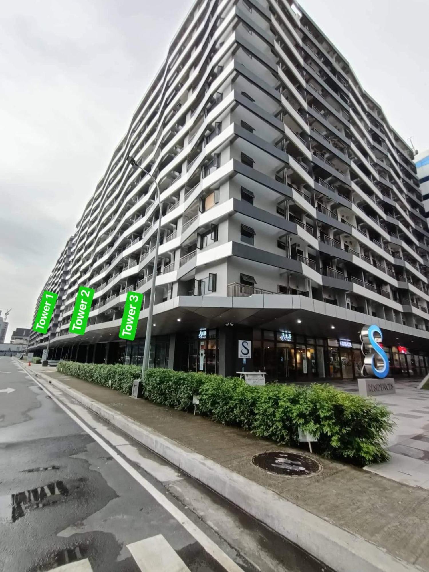 Cozypura Staycation Near Moa, Airport , With Free Fast Wifi, Netflix And Pay Parking Pasay Esterno foto